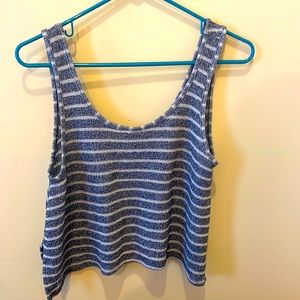 Abercrombie & Fitch Blue and white knit crop top